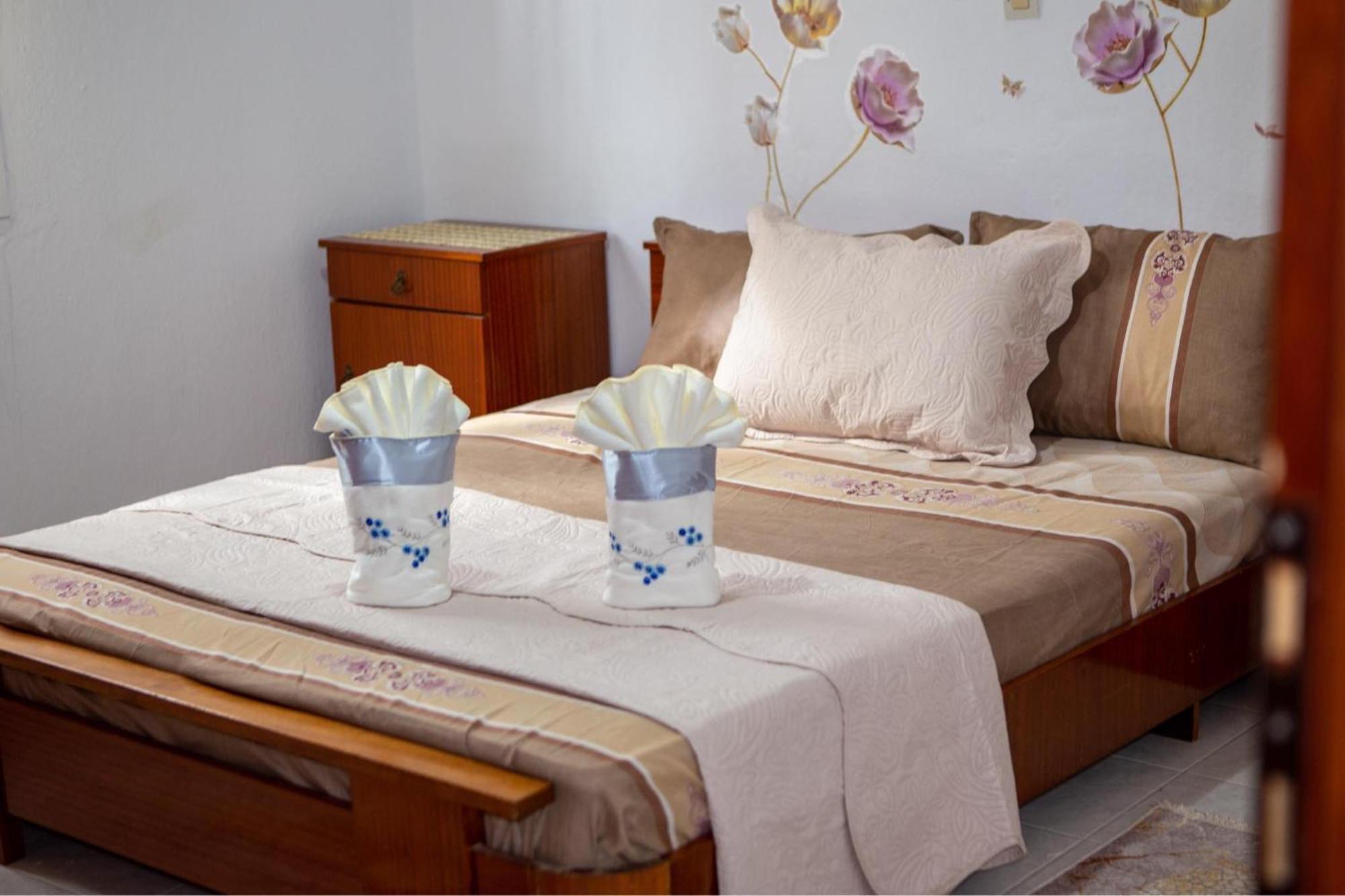 Vrasná Titika House 게스트하우스 외부 사진